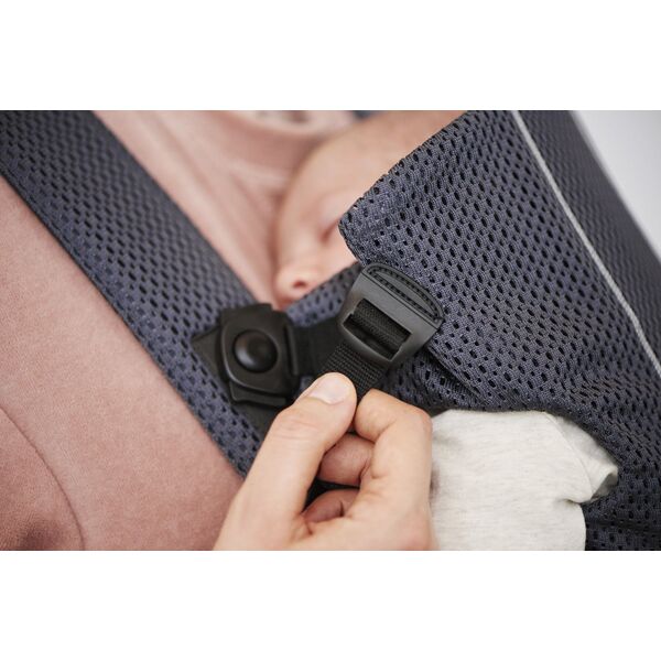 BabyBjorn BABYBJÖRN - Baby Carrier MINI 3D Mesh, Anthracite
