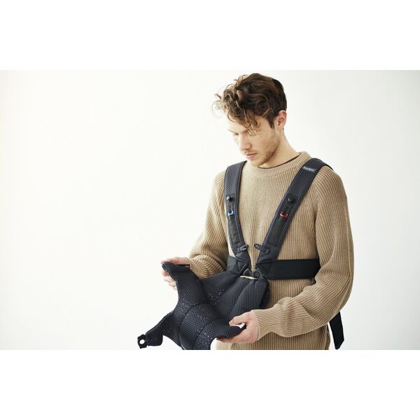 BabyBjorn BABYBJÖRN - Baby Carrier MINI 3D Mesh, Anthracite