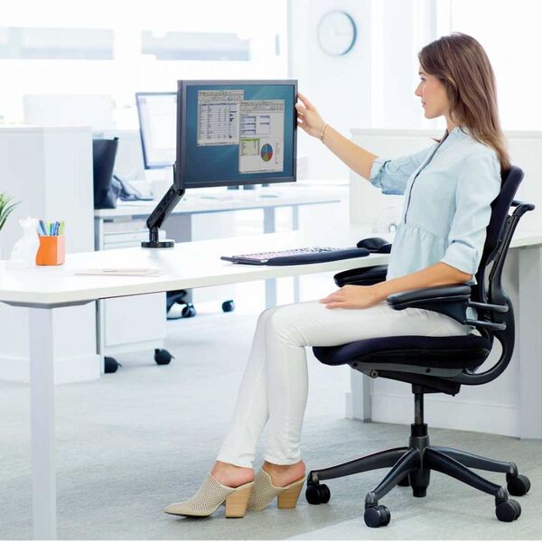 Fellowes Uchwyt biurkowy na monitor do 32" Platinum (8043301)