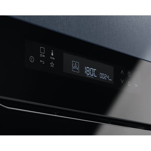 Piekarnik Electrolux EOB7S31Z