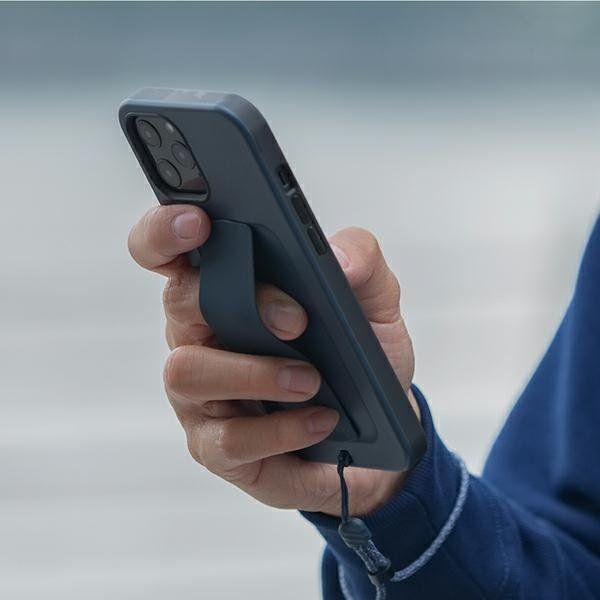 Uniq UNIQ etui Heldro iPhone 12/12 Pro 6,1" biały/natural frost Antimicrobial