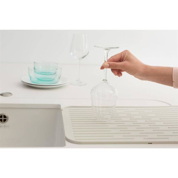 Brabantia Silikonowa mata do suszenia naczyń jasnoszara 117466