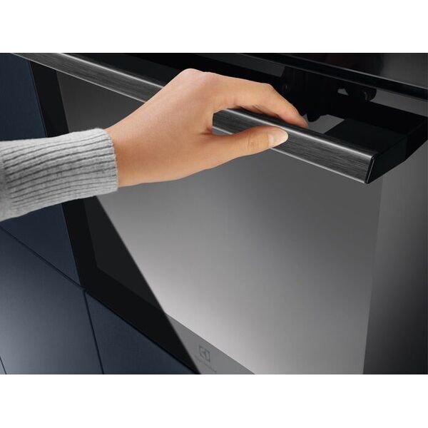 Piekarnik Electrolux EOB8S39WZ