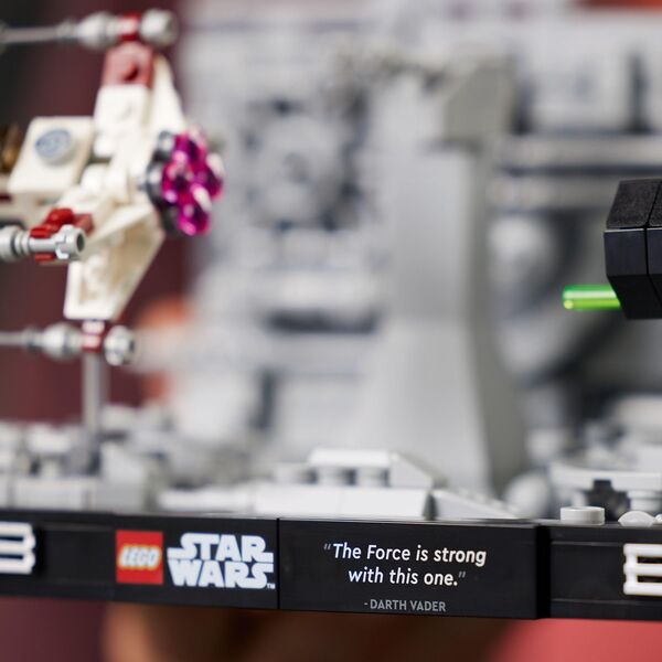 LEGO Star Wars Diorama: Szturm na Gwiazdę Śmierci (75329)