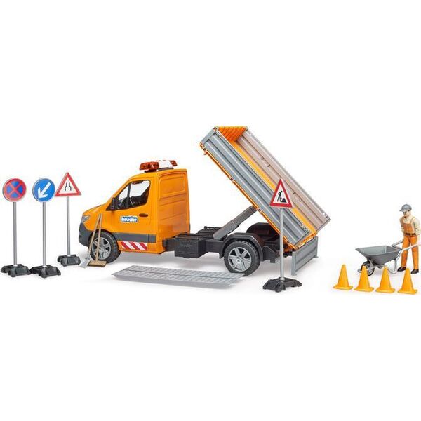 Bruder Bruder MB Sprinter municipal with light & sound module, model vehicle (orange, including driver and accessories)