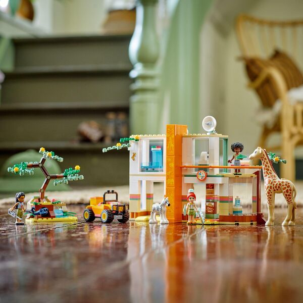 LEGO Friends Mia ratowniczka dzikich zwierząt (41717)
