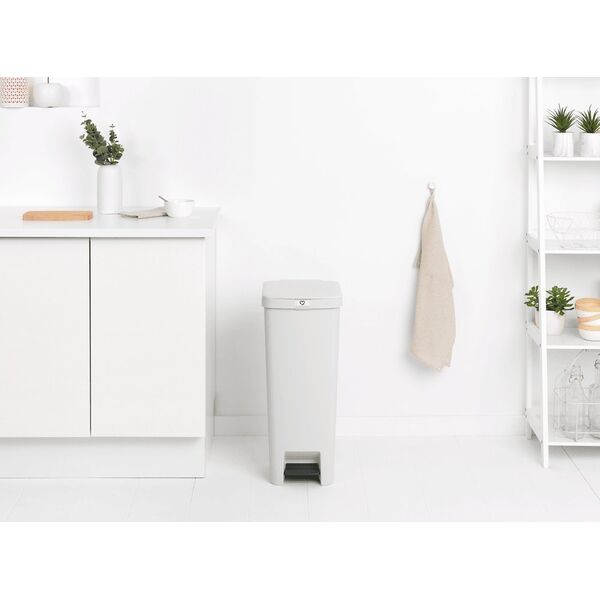 Kosz na śmieci Brabantia Kosz pedałowy Step Up 40l Light Grey 800009