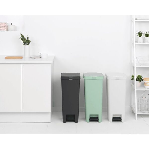 Kosz na śmieci Brabantia Kosz pedałowy Step Up 40l Light Grey 800009