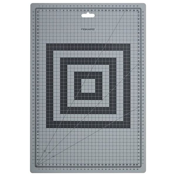 Fiskars MATA DO CIÄCIA 30X45 CM - A3