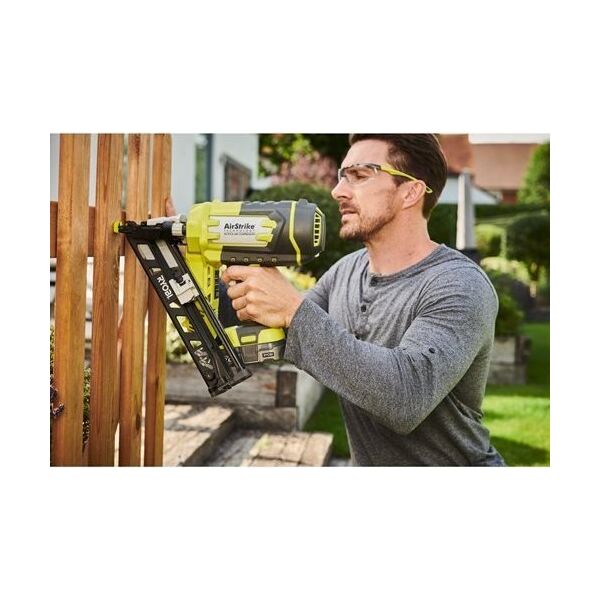 Ryobi SZTYFCIARKA AKUMULATOROWA R15GN18-0 18V 0*AH