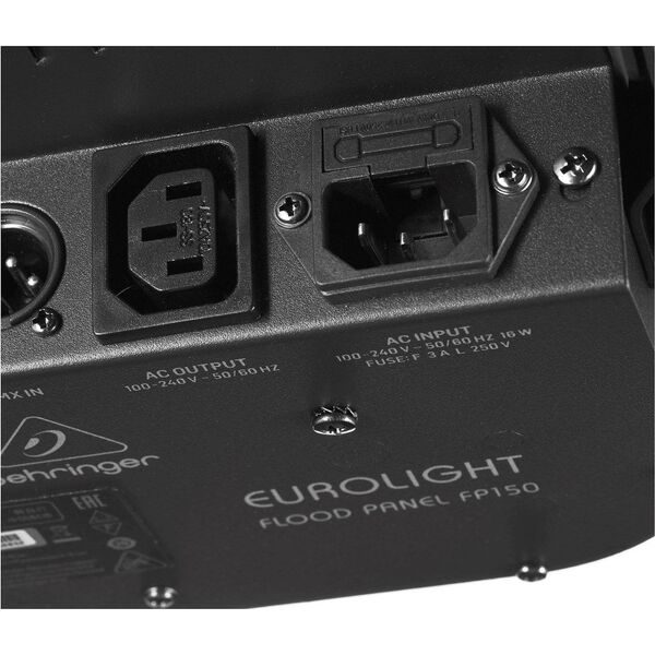 Behringer Behringer FLOOD PANEL FP150 - Profesjonalny płaski panel LED o mocy 15 W