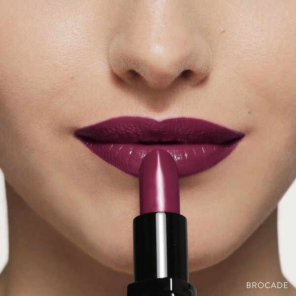 Bobbi Brown Bobbi Brown, Luxe, Hydrating, Cream Lipstick, 15, Bright Berry, 3.8 g For Women
