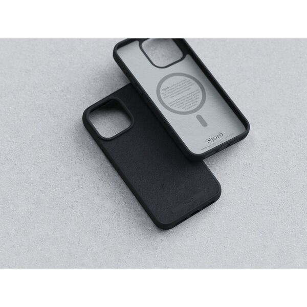 Njord by Elements Etui do iPhone 15 Pro MagSafe zamsz Czarne