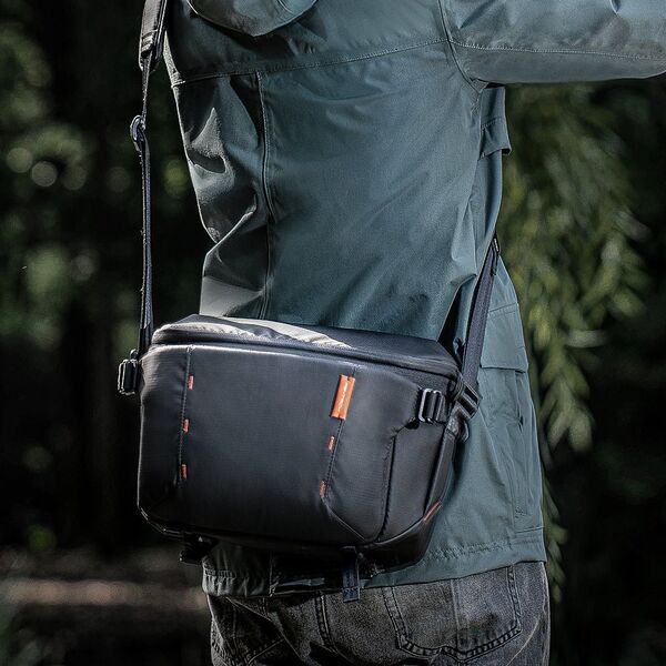 Torba PGYTECH Torba fotograficzna na ramię PGYTECH OneMo Sling 7L (czarna)