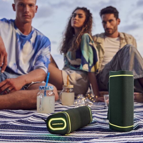 Głośnik Energy Sistem Energy Sistem | Speaker with RGB LED Lights | Yume ECO | 15 W | Waterproof | Bluetooth | Green | Portable | Wireless connection