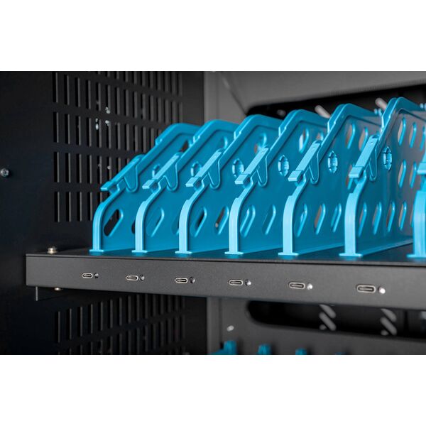 Szafa Digitus Rack Digitus Ladeschrank 15.6", USB-C 30 Ladestat.