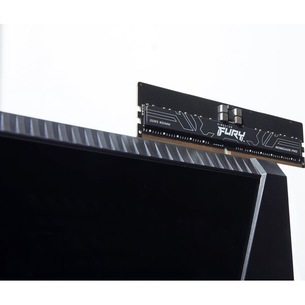 Pamięć serwerowa Kingston RAM Kingston D5 5600 64GB Renegade Pro ECC R K4