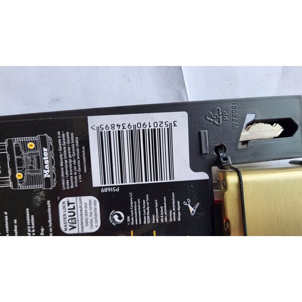 MasterLock Master Lock Padlock made from Laminated Steel (64mm)M15BEURDLF