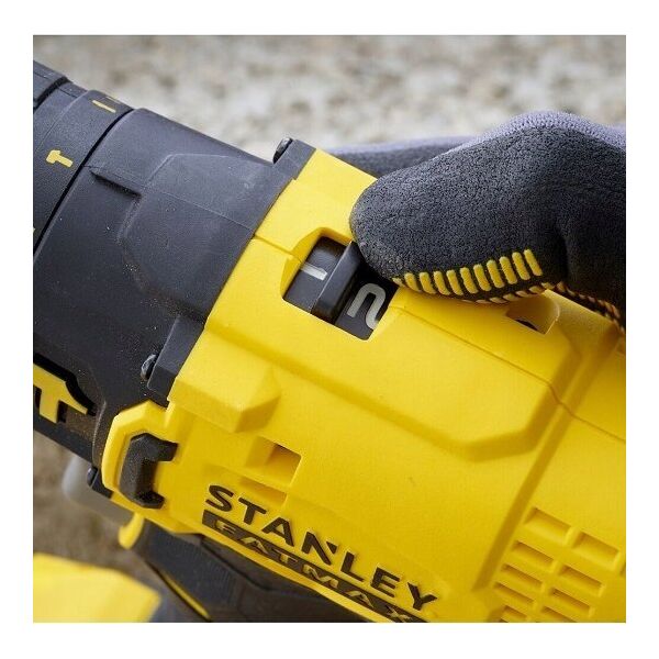 Zestaw elektronarzędzi Stanley STANLEY WKRĘTARKA UD. V20 SFMCD711 50Nm 1x2,0Ah KUFER +LATARKA SFMCK210D1