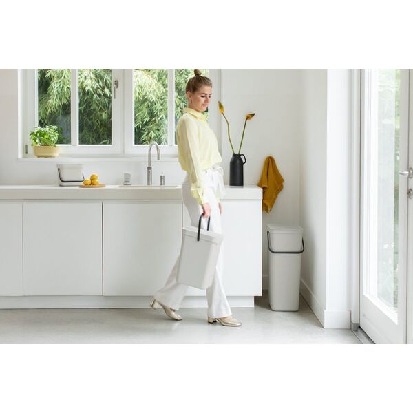 Brabantia Brabantia Sort & Go Waste Bin Light Grey 12 L
