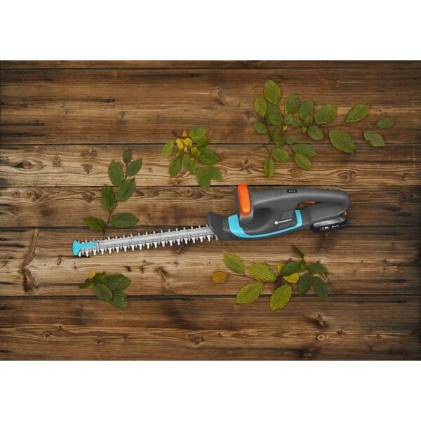 Gardena GARDENA Cordless Hedge Trimmer EasyCut 40/18V P4A Ready-To-Use Set, 18V (dark grey/turquoise, Li-Ion battery 2.0Ah, POWER FOR ALL ALLIANCE)