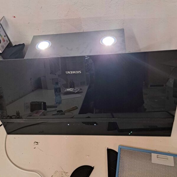 Okap Siemens Siemens LC85KDK60 IQ100 Angled Cooker Hood