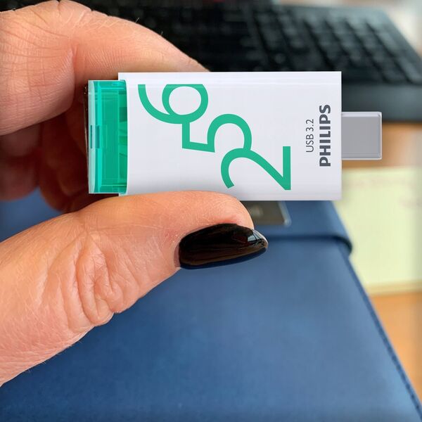 Pendrive Philips Philips USB 3.2            256GB Click Series Gen 1 USB-C