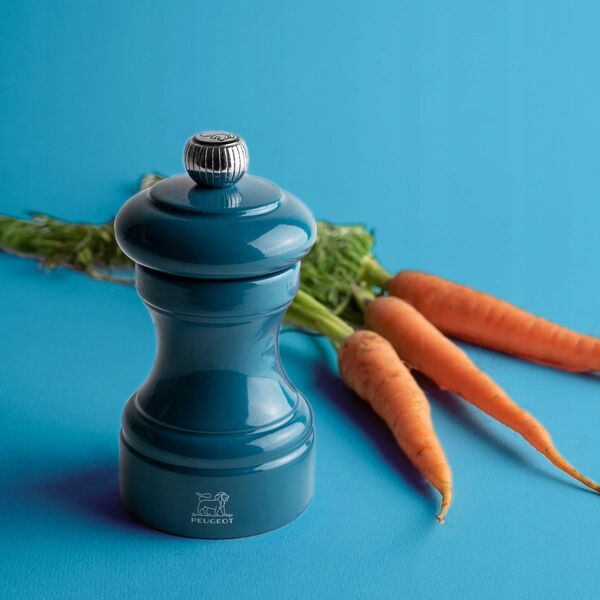 Młynek do przypraw Peugeot Peugeot Bistro pepper mill 10 cm pacific blue lacquered wood