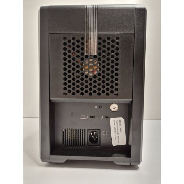 Macierz dyskowa SanDisk SanDisk Professional G-RAID SHUTTLE 4 - Festplatten-Array - 24 TB - 4 Schachte - HDD 6 TB x 4 - Thunderbolt 3, USB 3.2 Gen 2 (extern)