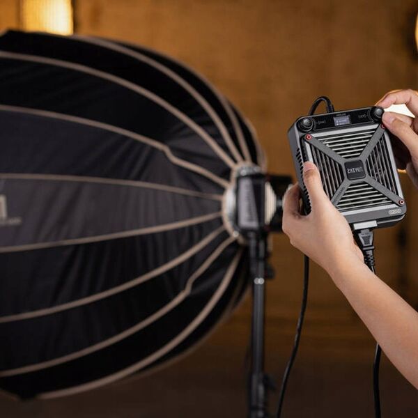 Lampa studyjna Zhiyun Zhiyun LED Molus G200 COB Light
