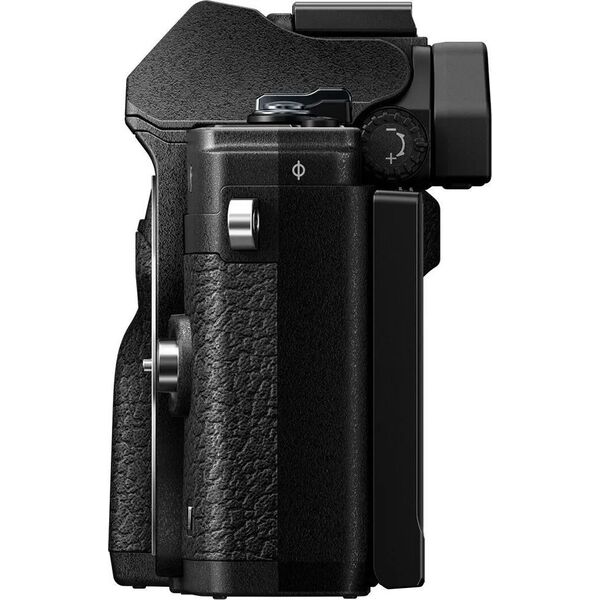 Aparat Olympus OM-D E-M10 Mark IV Czarny + 14-42mm EZ Pancake + 40-150mm f/4-5.6 R (V207134BE000)