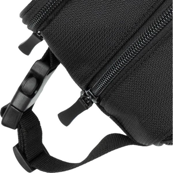 RivaCase TRAVEL BAG ECO TRAVEL TOILETRY/Juodas 8409 RIVACASE
