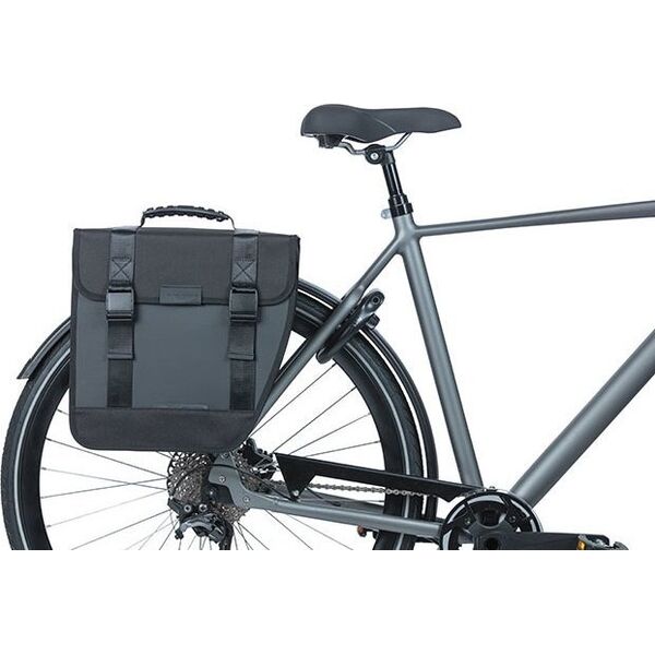 Basil Sakwa miejska pojedyncza BASIL TOUR WATERPROOF SINGLE PANNIER BAG RIGHT 14L, Hook On System, wodoodporna right black (NEW 2024)