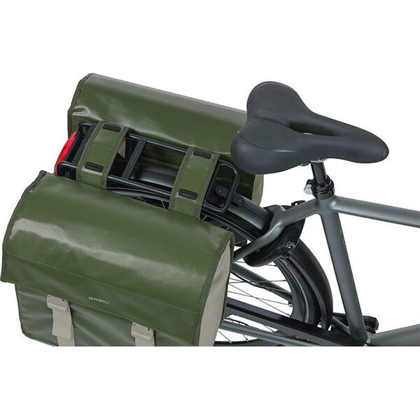 Basil Sakwa miejska podwójna BASIL URBAN LOAD DOUBLE PANNIER BAG 48-53L, Universal Bridge System, 100% wodoodporna, moss green/sand (NEW 2024)