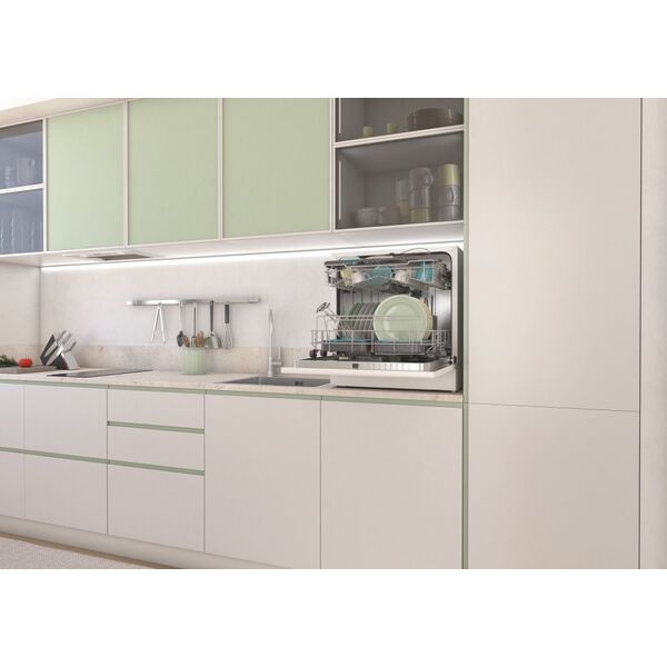 Zmywarka Candy Candy | Dishwasher | CP 8F9FFW | Free-standing | Width 55 cm | Number of place settings 8 | Number of programs 8 | Energy efficiency class F | Display | White