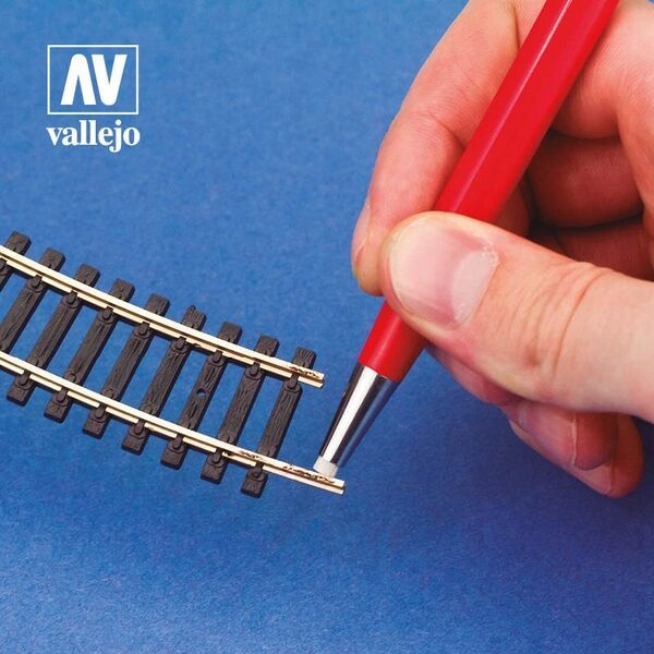 Vallejo Vallejo: T15001 - Tools - Glass Fiber Brush (4 mm)