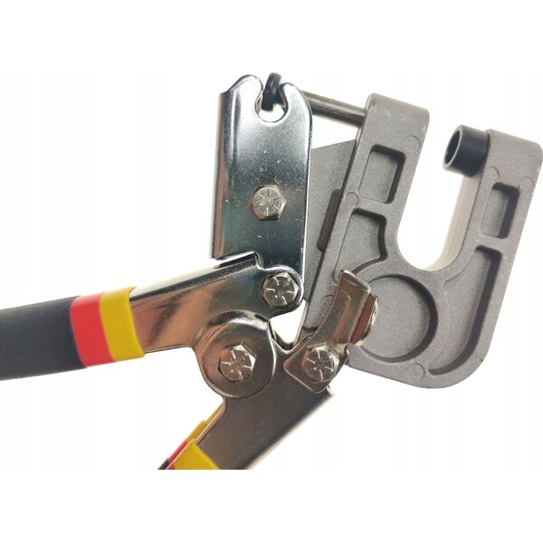 Sourcing Pliers for connecting profiles