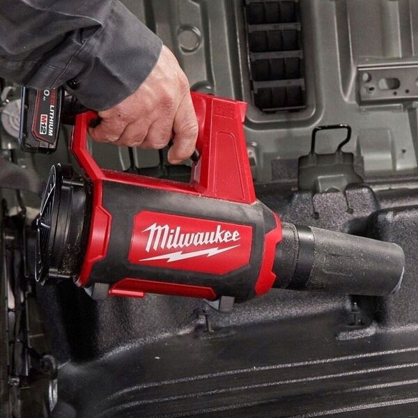 Milwaukee Milwaukee M18 BBL-0 Loevblaeser (without battery and charger)