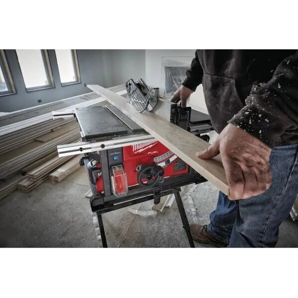 Milwaukee MILWAUKEE.TABLE SAW M18FTS210-0 210mm