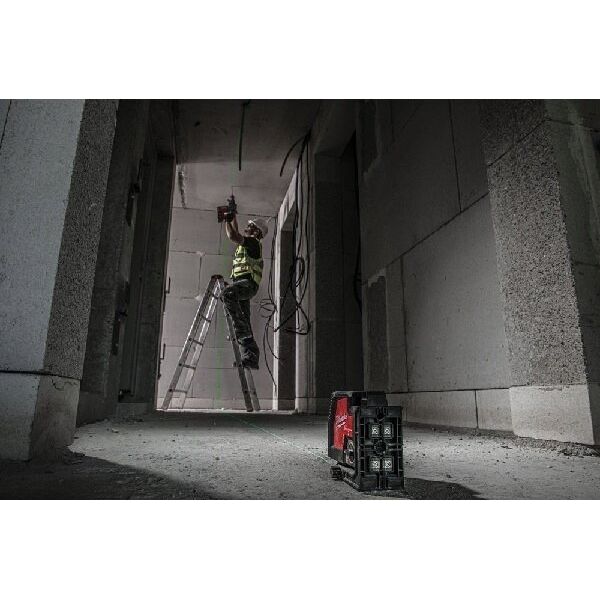 Milwaukee MILWAUKEE.CROSS CROSS LASER L4CLL-301C 30m GREEN BATTERY USB