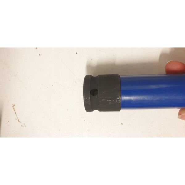 Sourcing 11-piece torque wrench and socket set KS TOOLS 20-200Nm 1/2&quot|