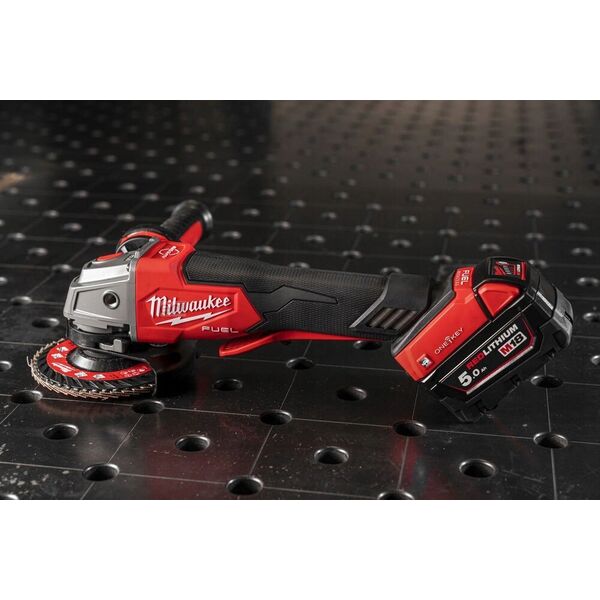 Szlifierka Milwaukee MILWAUKEE.SANDER M18ONEFSAG125XPDB -0X
