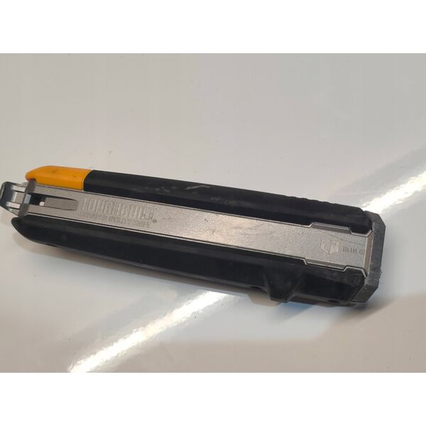 ToughBuilt Scraper and knife 2 in 1 + 5 spare blades ToughBuilt(r)