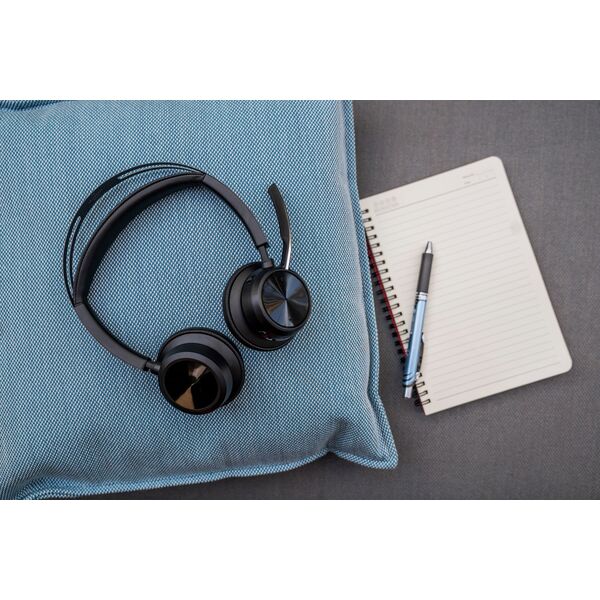 Słuchawki Poly POLY Zestaw słuchawkowy Voyager Focus 2 USB-C-C + przejściówka USB-C/A Adapter + podstawka ładująca