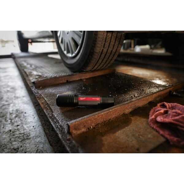 Latarka Milwaukee MILWAUKEE.L4FL2000-301 FLASHLIGHT