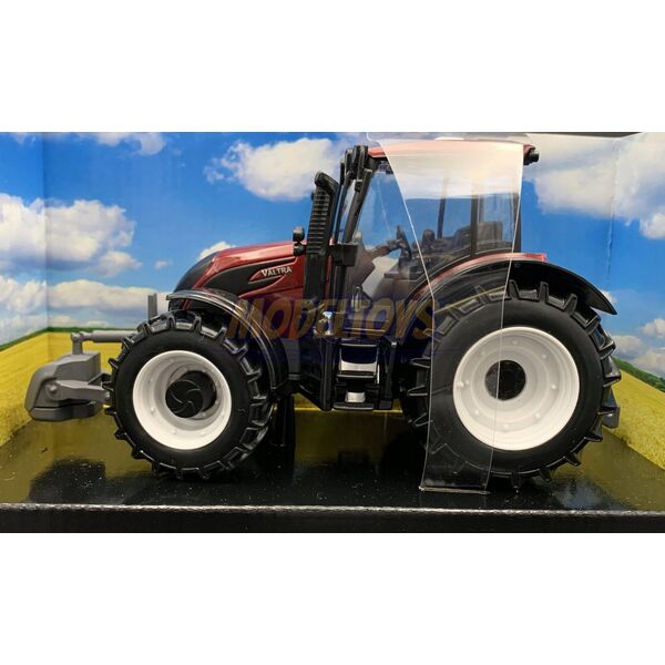 Teka Valtra N174 z pługiem BBURAGO