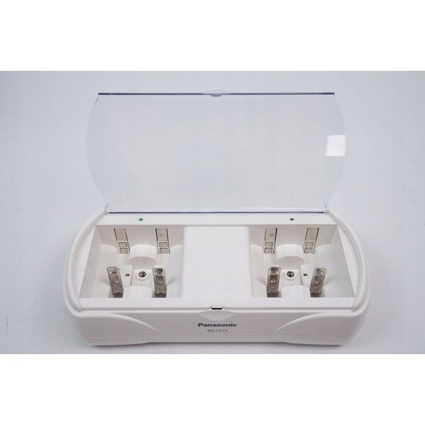 Ładowarka do aparatu Panasonic Panasonic battery charger BQ-CC15 universal