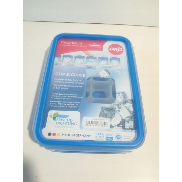 Emsa Emsa Clip&Close Ice Cube Box blue