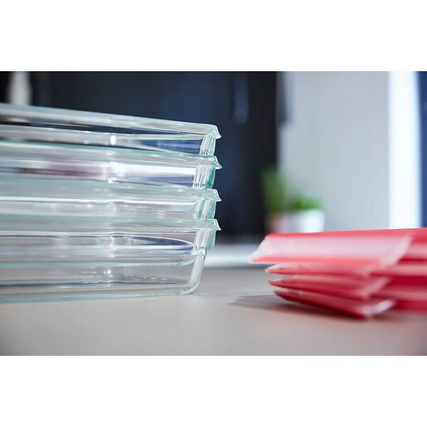 Emsa Emsa Clip&Close Glass Food Container 0,8 L red