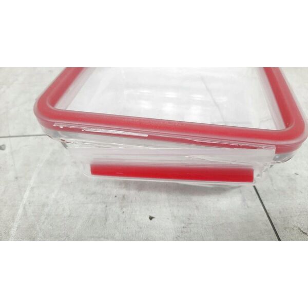 Emsa Emsa Clip&Close Glass Food Container 0,8 L red